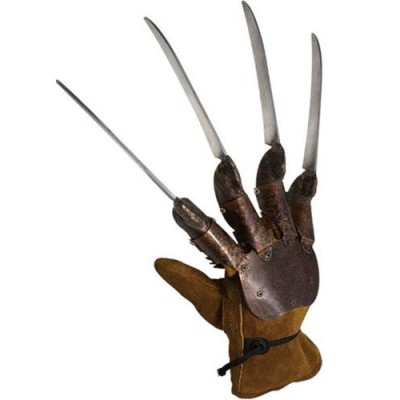MANO FREDDY KRUEGER LUJO